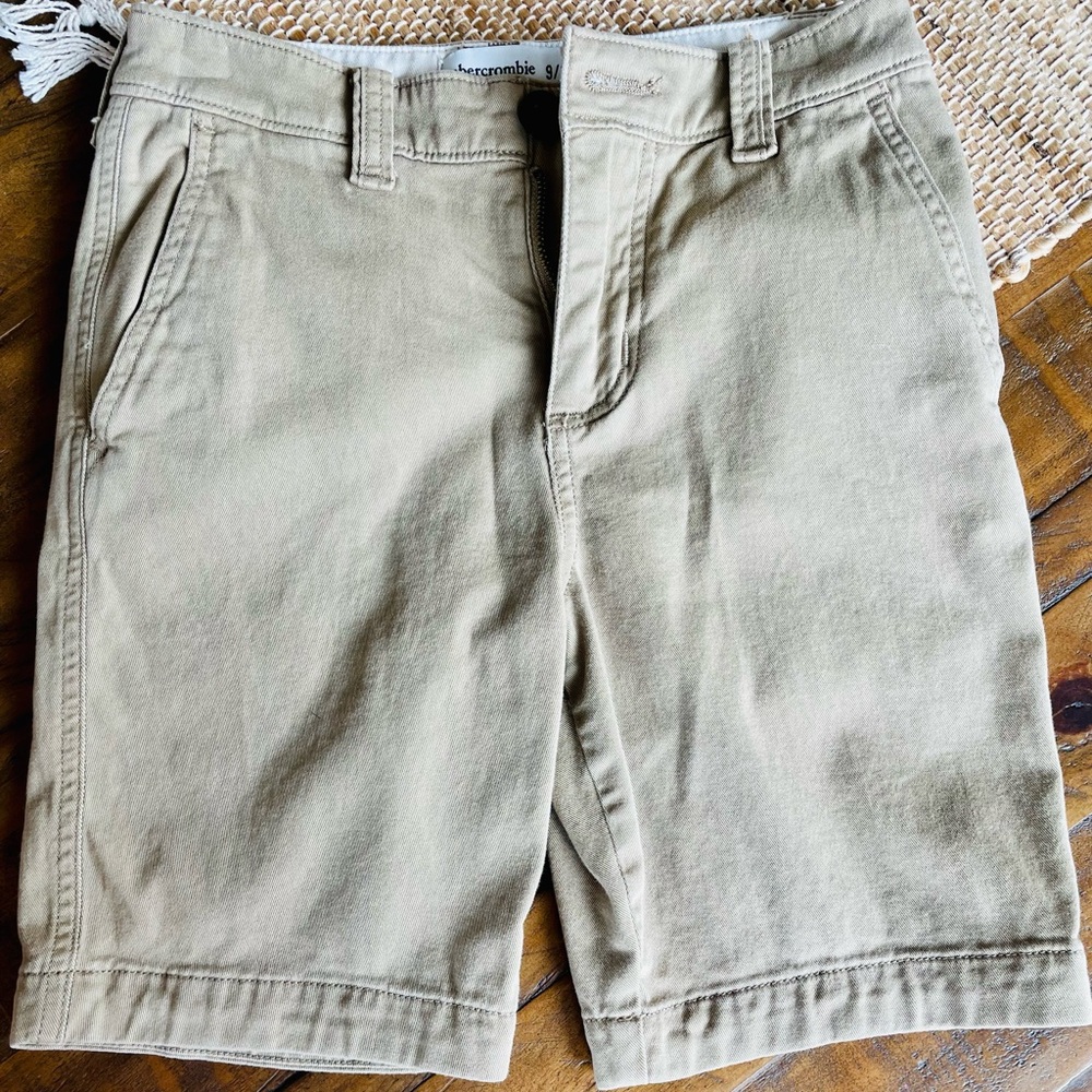 Boys Khaki abercrombie kids Shorts - 9/10